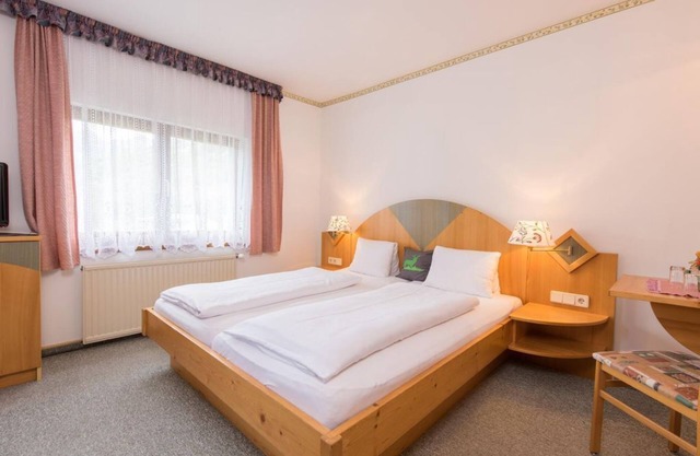 Double room mountain view - Hotel Mölltalerhof
