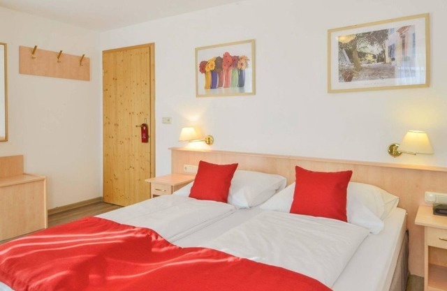 Double Room (No. 1, 2, 3, 4, 9) - Landhotel zum Metzgerwirt