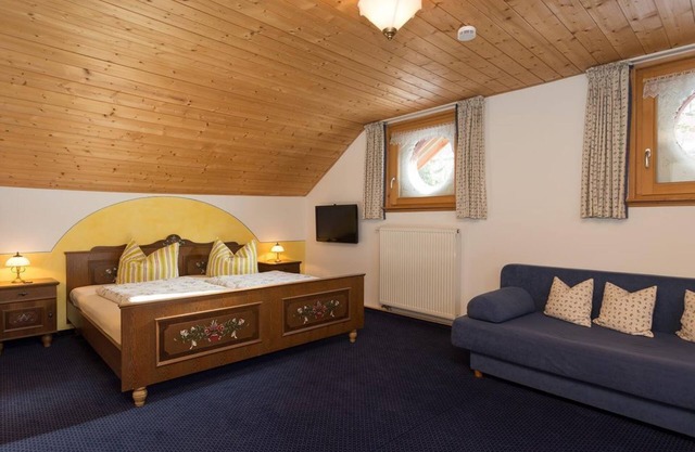 Double room (No. 7, 1-3 nights) - Pension Zum Kirchenbauer