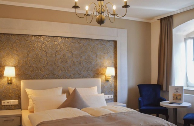 Double Room Shower/WC Castle - Schloss-Hotel Petry