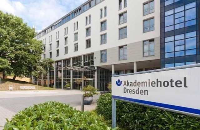 Double room, shower or bath, WC - Akademiehotel