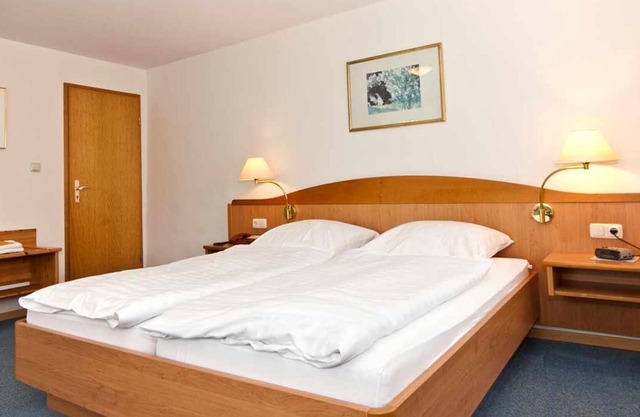 Double room, shower, WC On request - Strengliner mill, hotel