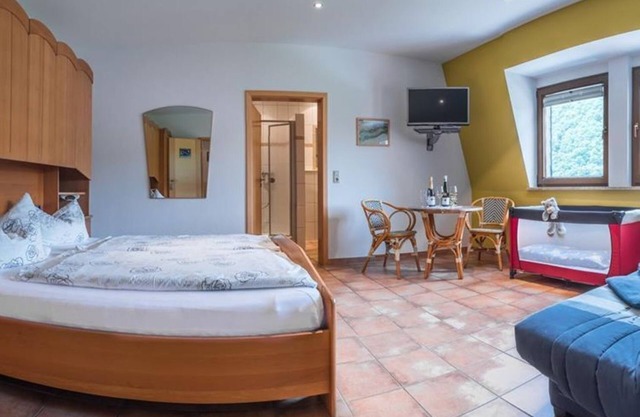 Double room "Sunset" - FeWo/Gästehaus Kreuz-Bauer