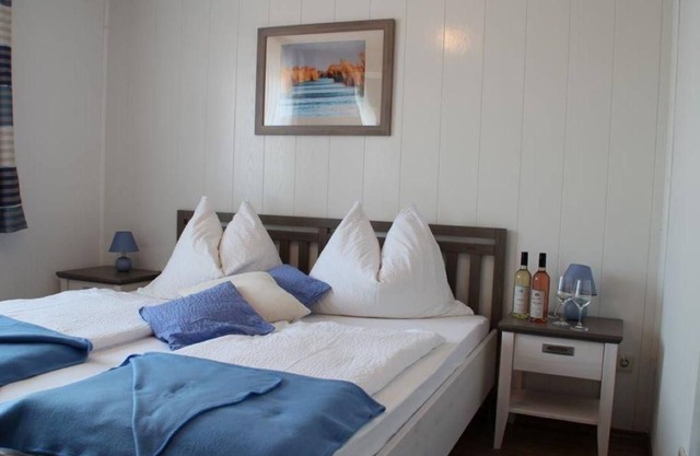 Double room with shower, WC - Gabi Schindler