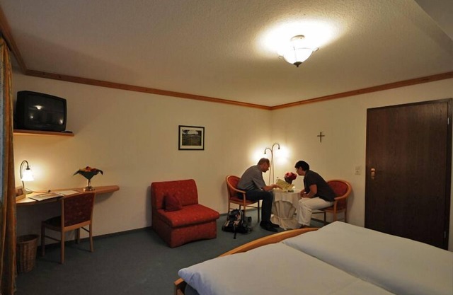Double room with shower/WC
