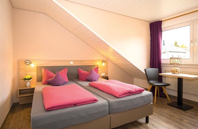 Double room with shower/WC - Ferienweingut Jung