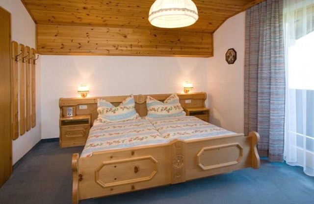 Double room with shower, WC - Oberzaishof