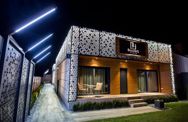 DoubleL Studios
