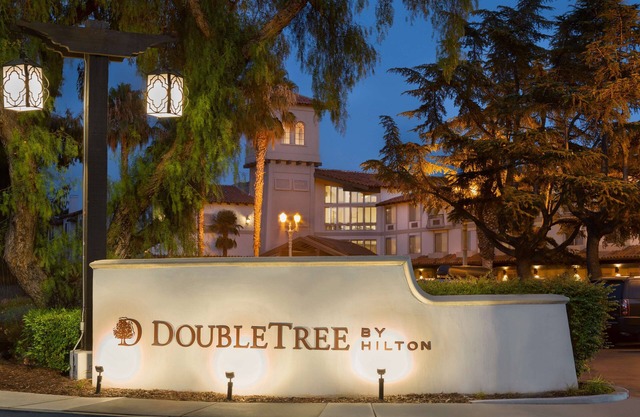 Doubletree by Hilton Campbell - Pruneyard Plaza