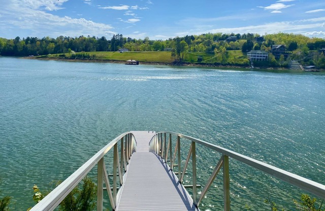 Douglas Lake Retreat w/80' Ramp to Fishing Dock, Grill, Hot Tub, Foosball, WIFI & Free Tickets!
