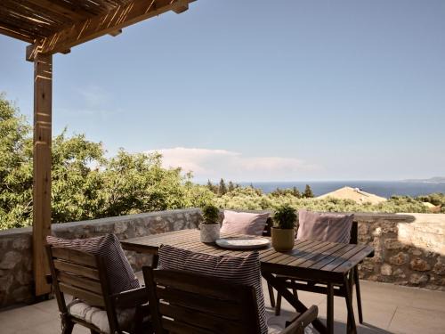 Dounias Village Home - Traditional Architecture & Modern Luxury