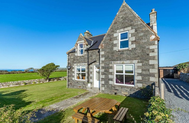 Dourie Farmhouse