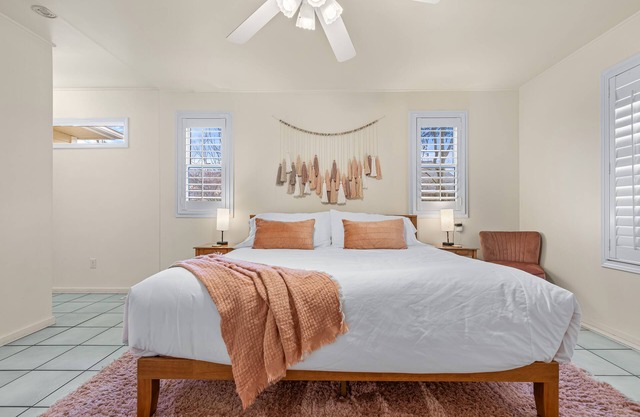 Downtown Ashland House - Walk to Plaza and OSF!