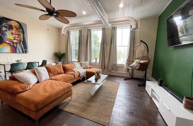 DOWNTOWN BOHEMIAN LOFT