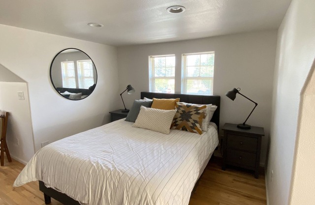Downtown Camas Apartment