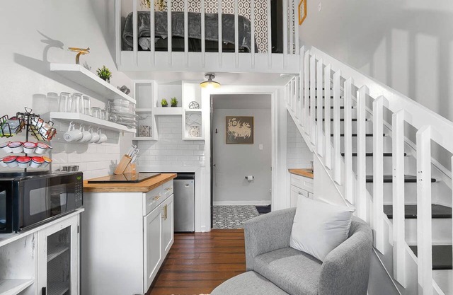 Downtown Cozy Loft