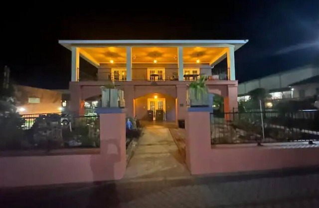 Downtown Historic Getaway