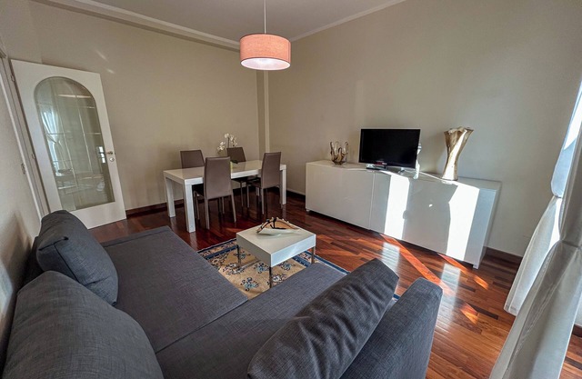 [Downtown] Luxurious Apartment