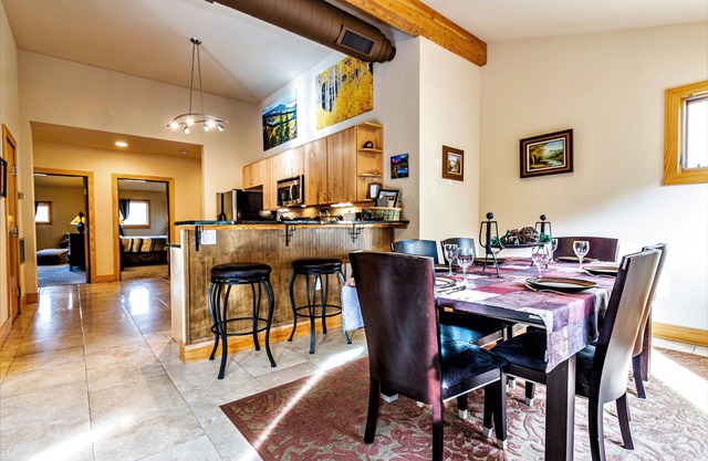 Downtown Luxury Loft Condo on the River Walk in the Heart of Estes