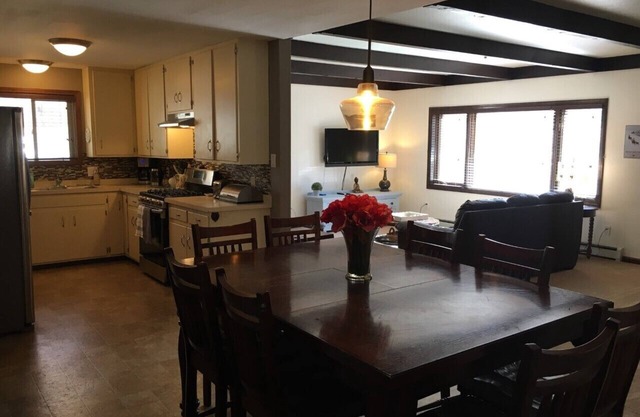 Downtown Ouray home with two living rooms, large yard and deck.