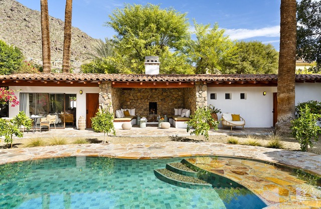 Downtown Palm Springs Estate
