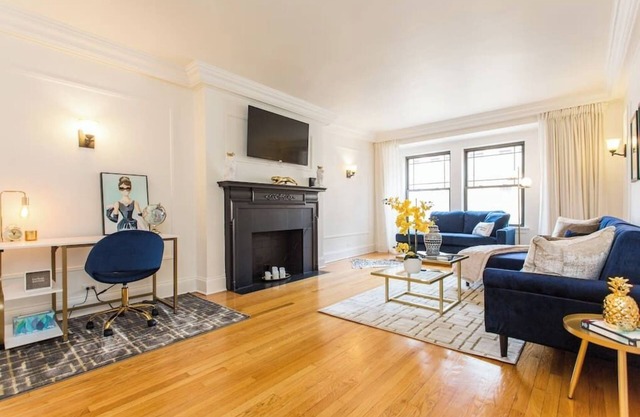 Downtown Sleep 20 | Mag Mile 6bd/6ba