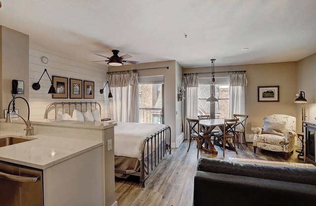 Downtown Studio With Modern Design in Walk to Snowy Trails by RedAwning