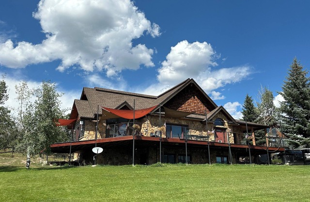 Dragonfly Ranch, Steamboat Springs, Fly-in fly-out, 4 bedrooms
