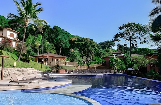 Dream Bungalow with Hot Tub on Curral Beach