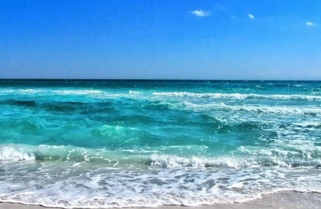 Dream Destin-ation Family Fun Condo- Pool, Tennis & Beach Service, Private Beach
