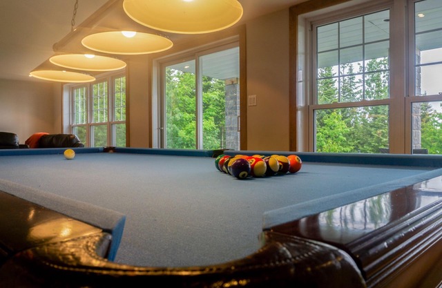 Dream on St. Lawrence River with pool and spa