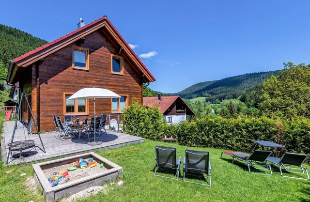 Dream Vacation home Fronwald - Sauna | Jacuzzi | Playground | Garden fenced | BBQ | Wifi