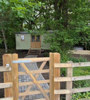 Dreamers Hut