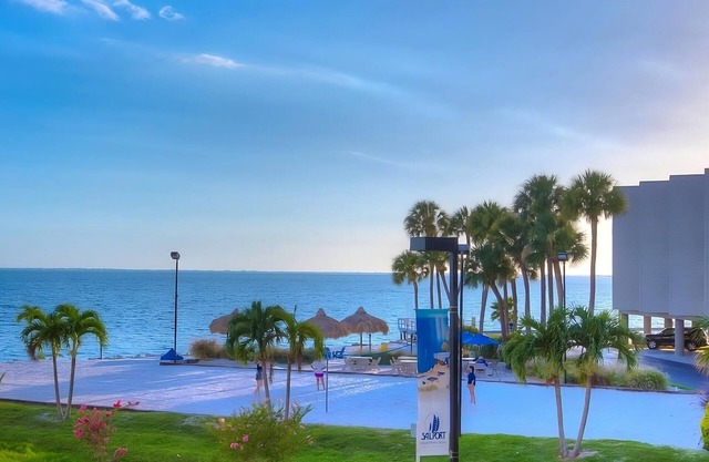 Dreamy Waterfront Escape! Relaxing Bay View Accommodation w/Balcony | Pool