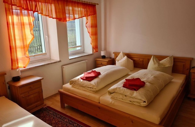 Dreibettzimmer Bettenhaus, Dusche, Wc,online - Landgasthof Süßebach