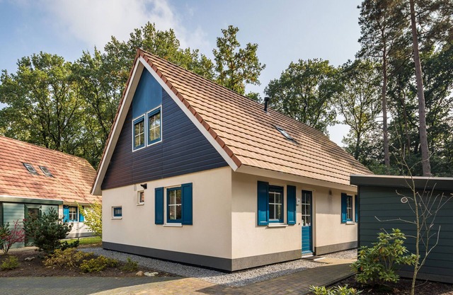 Drenthe Getaway w/Hot Tub