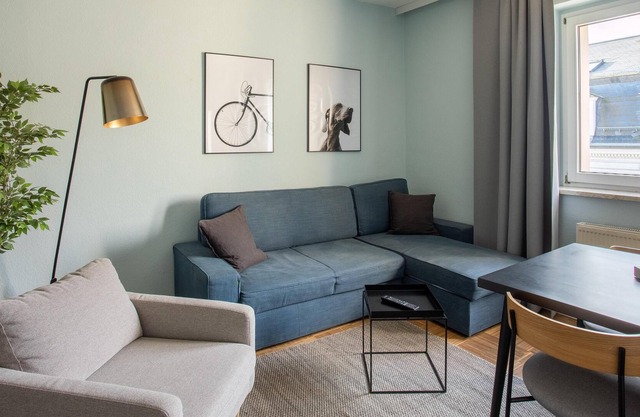 Dresden Hoyerswerdaer Str | One-Bedroom Suite XL