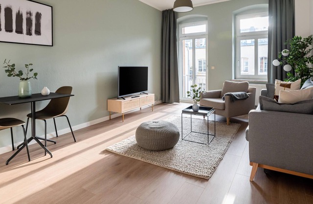 Dresden Jordanstrasse | 2-Bedroom Suite + balcony