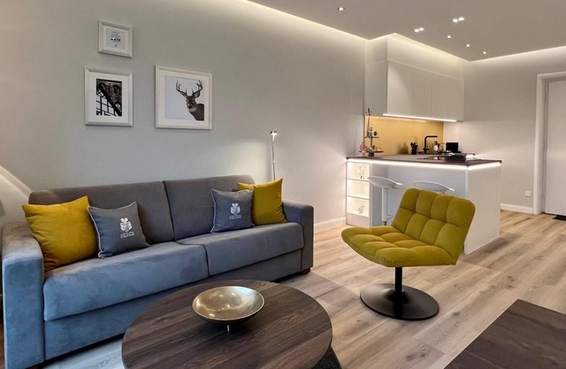 DRIEHOF - LifeStyle Suite Apt. 6th