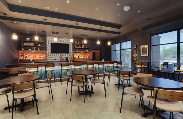 Drury Inn & Suites Phoenix Chandler Fashion Center