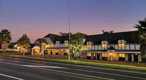 Drury Motor Lodge