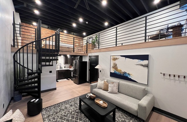 DTSF Lauriebelles Loft in the heart of Downtown Sioux Falls
