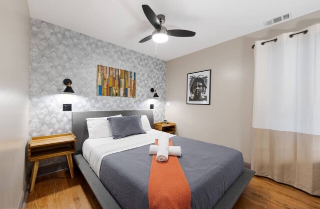 Dubois Guest House Room 201