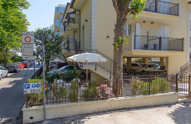 DUCAL RESIDENCE 20 METERS FROM THE SEA, IN VISERBA. Trilo Suite n. 8