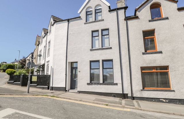 DUDDON HOUSE, family friendly in Millom, Cumbria