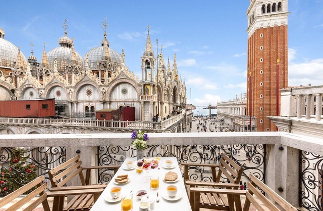 Due Leoni Terrace in St. Mark’s Square