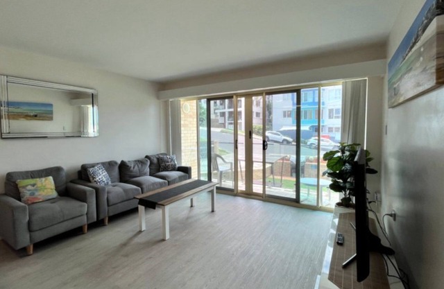 Dulkara Unit 4 - A lovely 2 bedroom unit located right on Kings Beach