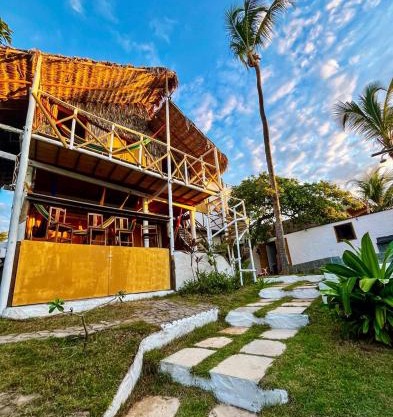 DuMangue Kite House