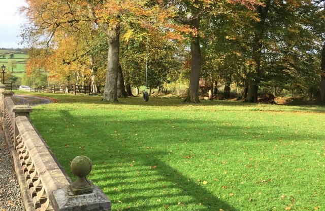 Dundrum House