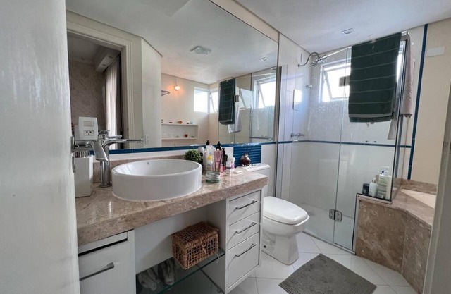 Duplex 2 Blocks from the Beach -